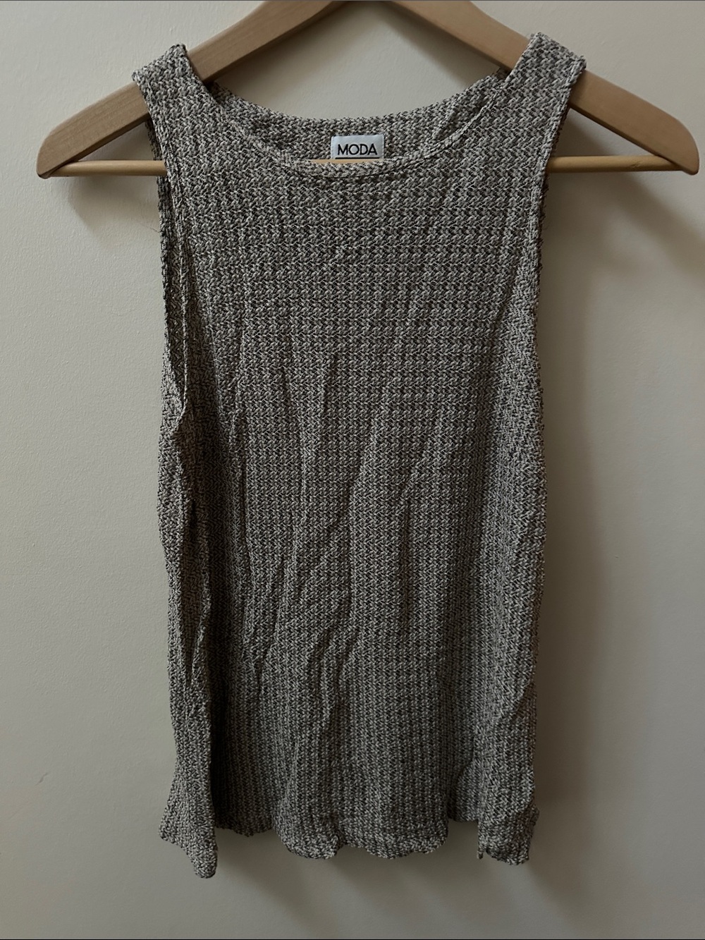 Moda Petite Neutral Waffle Knit Tank Top in Heather Taupe